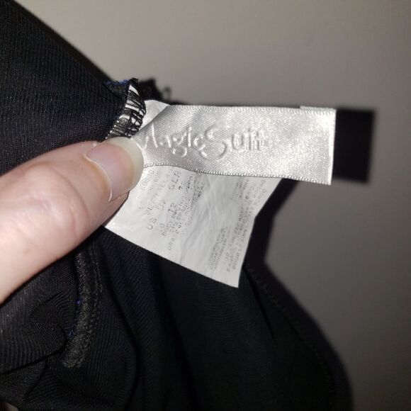 MAGICSUIT LISA ROYAL BLUE AND BLACK WITH UNDERWIRE ONE PIECE SWIMSUIT SIZE 10 - Picture 6 of 7